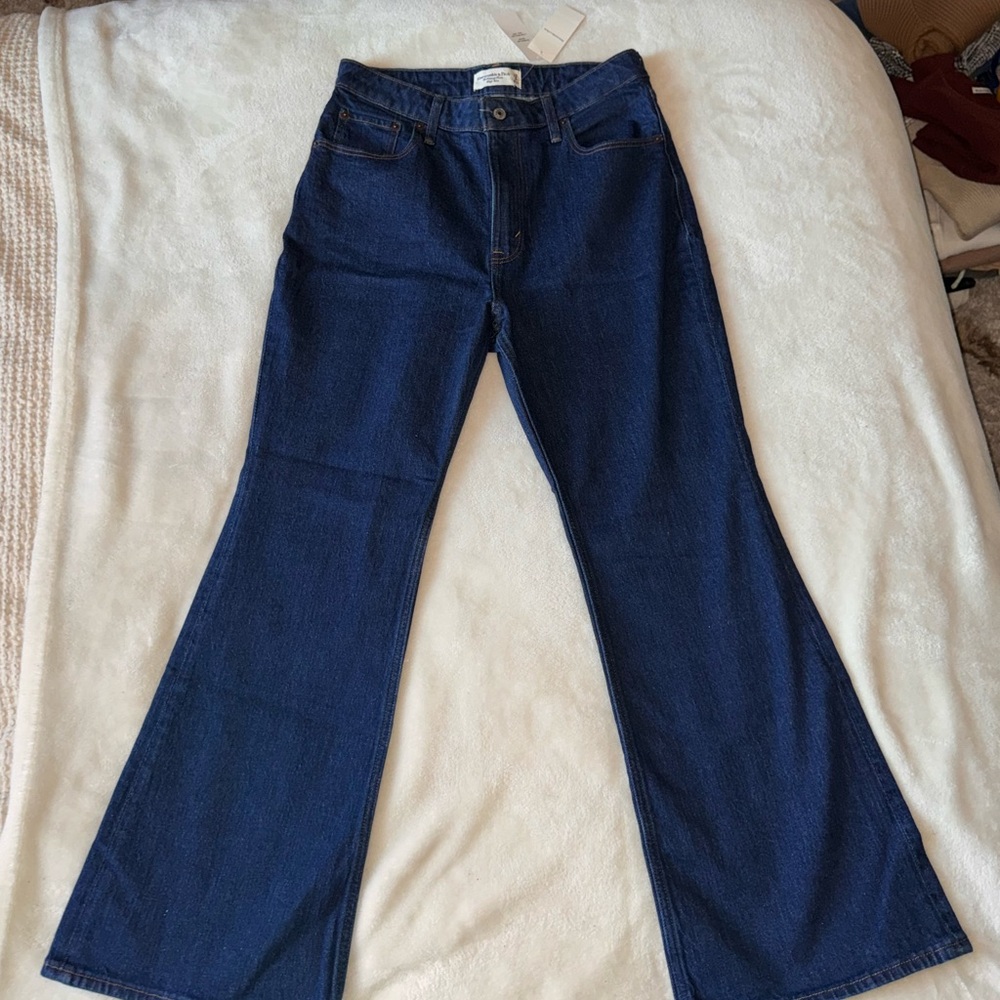 A&F Curve Love Flare Jeans NWT